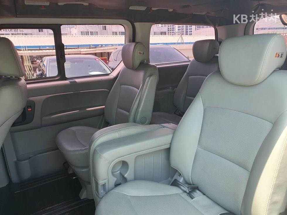 Hyundai Starex — miniaturë 12