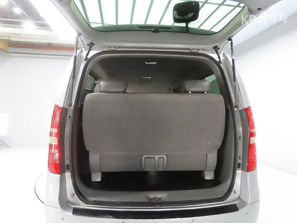 Hyundai Starex — miniaturë 9