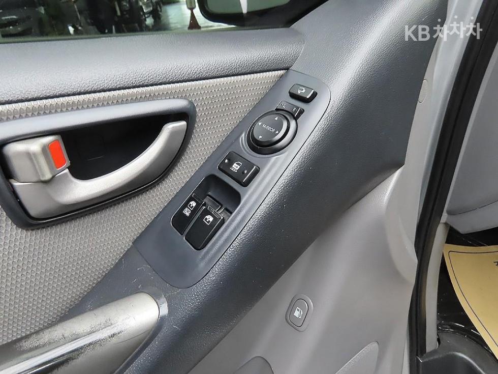 Hyundai Starex — miniaturë 15
