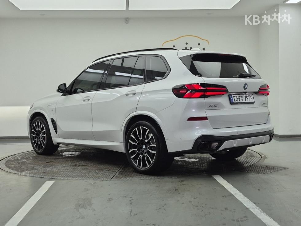 BMW X5 — miniaturë 3