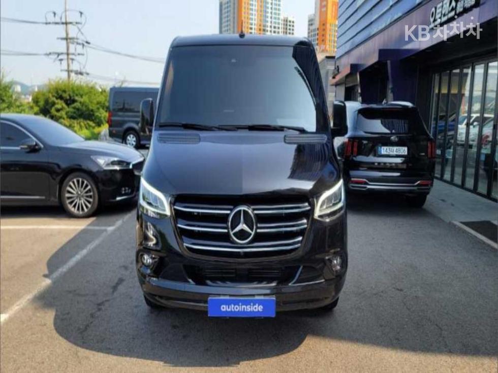Mercedes-Benz Sprinter — miniaturë 2