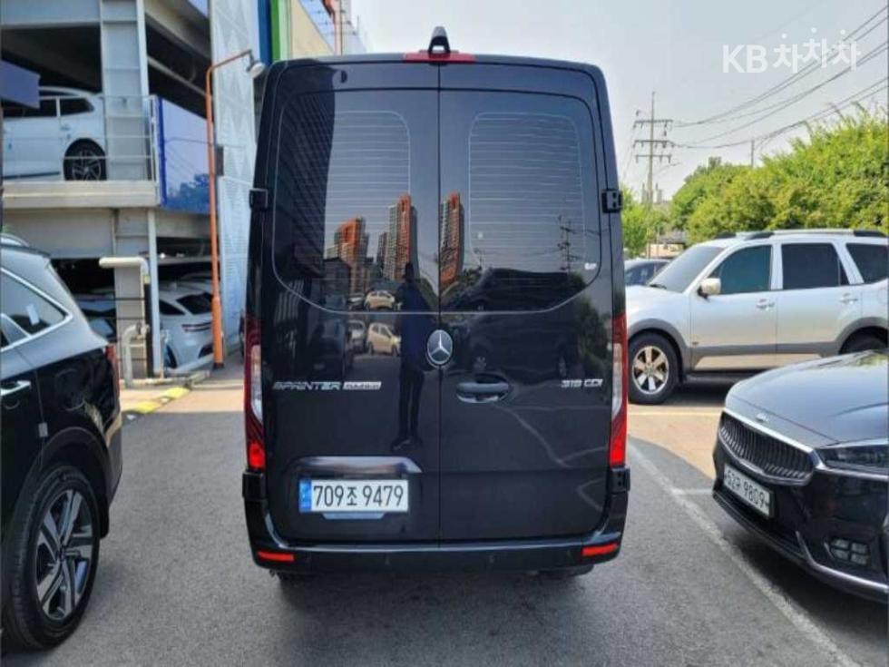Mercedes-Benz Sprinter — miniaturë 3