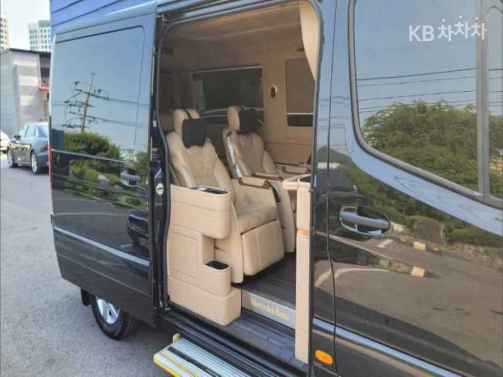 Mercedes-Benz Sprinter — miniaturë 18