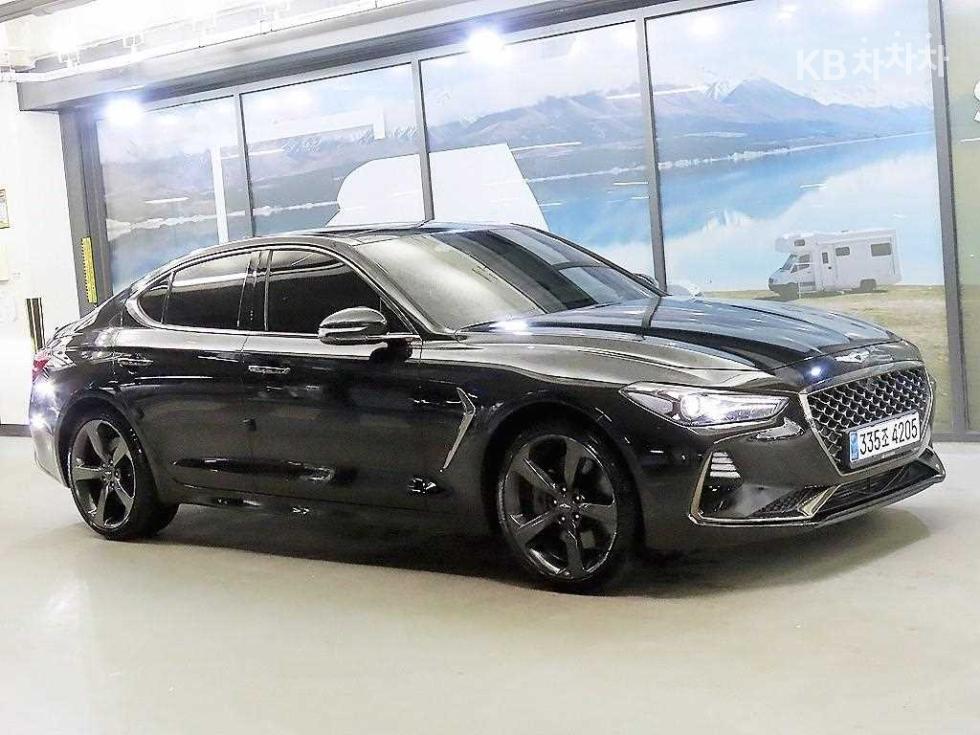 جينيسيس G70
