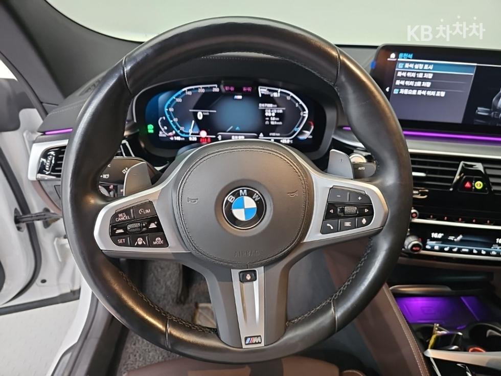 2023 BMW BMW photo