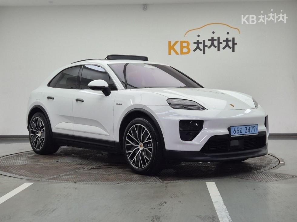 Porsche Macan — miniaturë 2