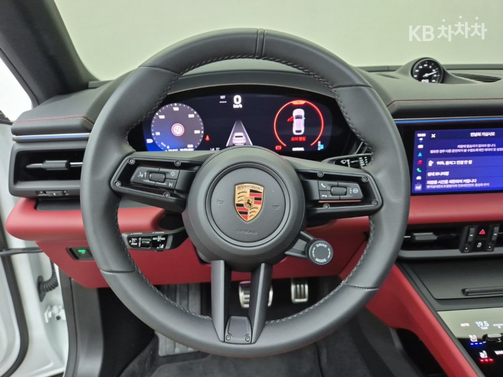 Porsche Macan — miniaturë 9