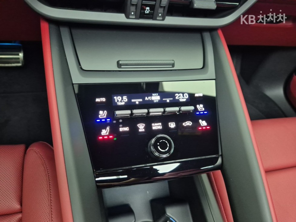Porsche Macan — miniaturë 10