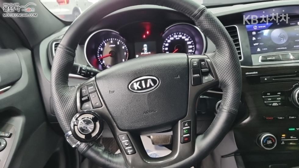 Kia K7 — miniaturë 11