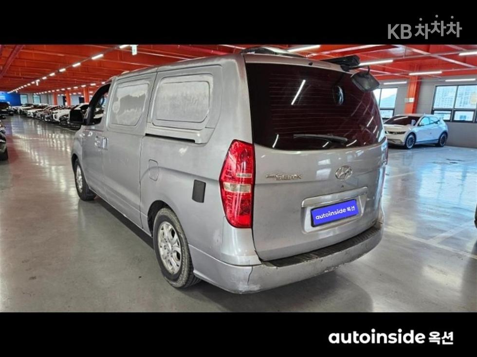Hyundai Starex — miniaturë 5