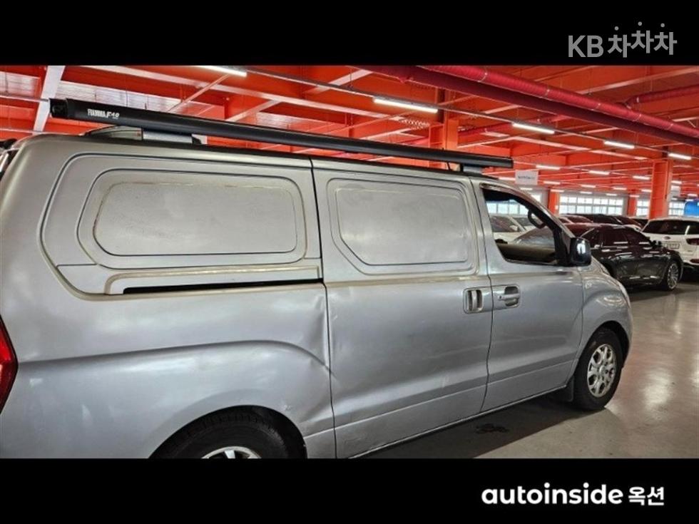 Hyundai Starex — miniaturë 7