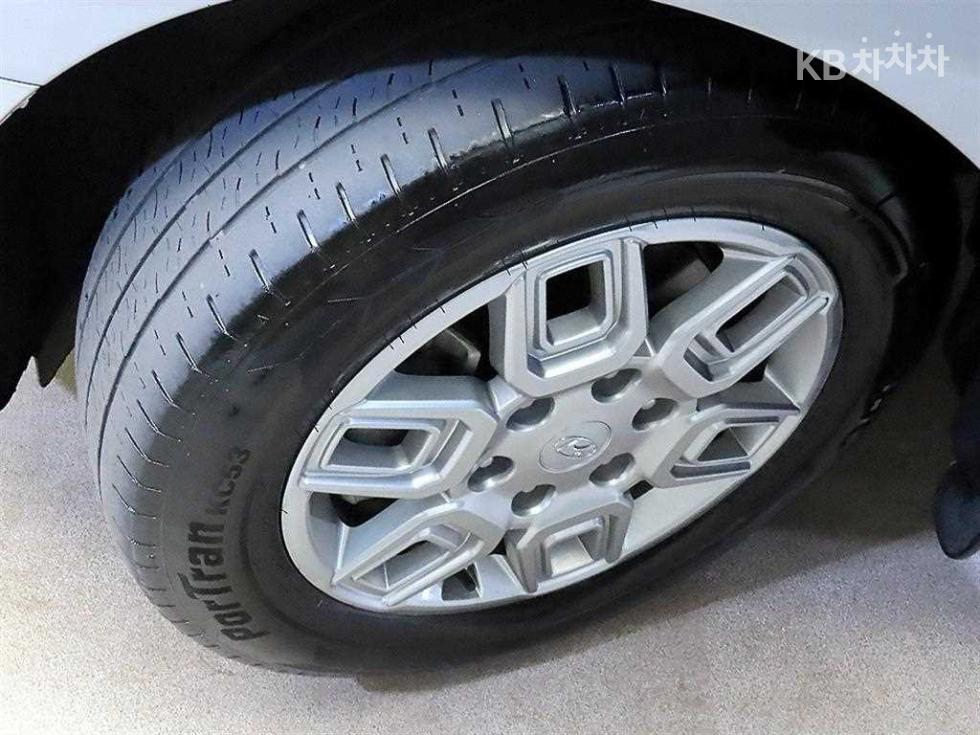 Hyundai Staria — miniaturë 20