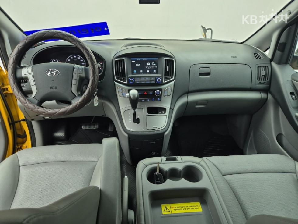 Hyundai Starex — miniaturë 5