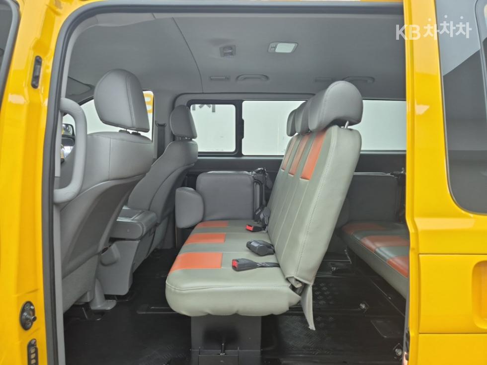 Hyundai Starex — miniaturë 12