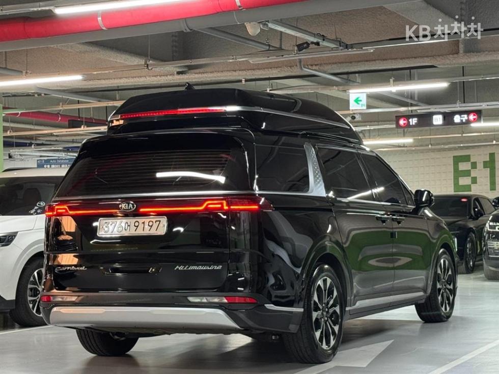 Kia Carnival — miniaturë 3