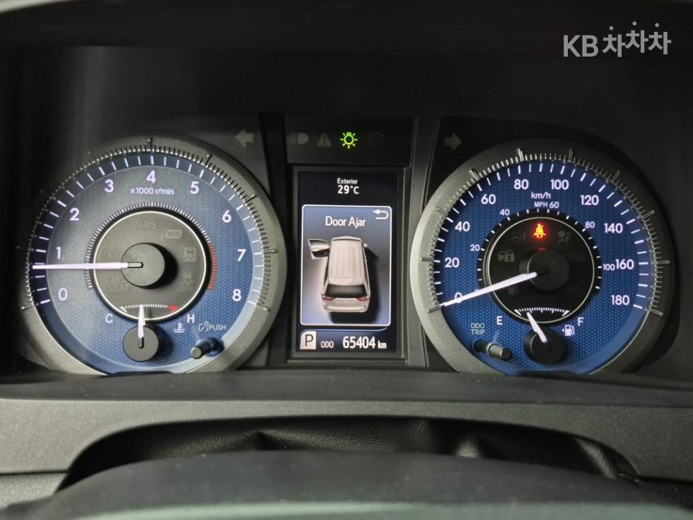 Toyota Sienna — miniaturë 7