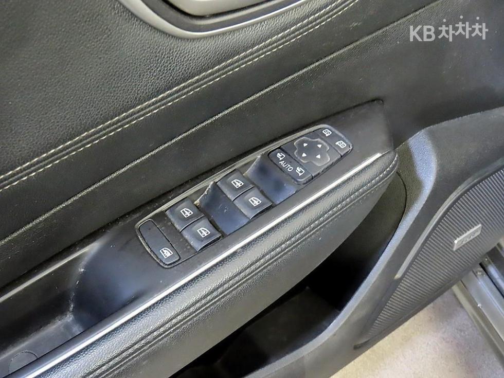 Renault Samsung SM6 — miniaturë 13
