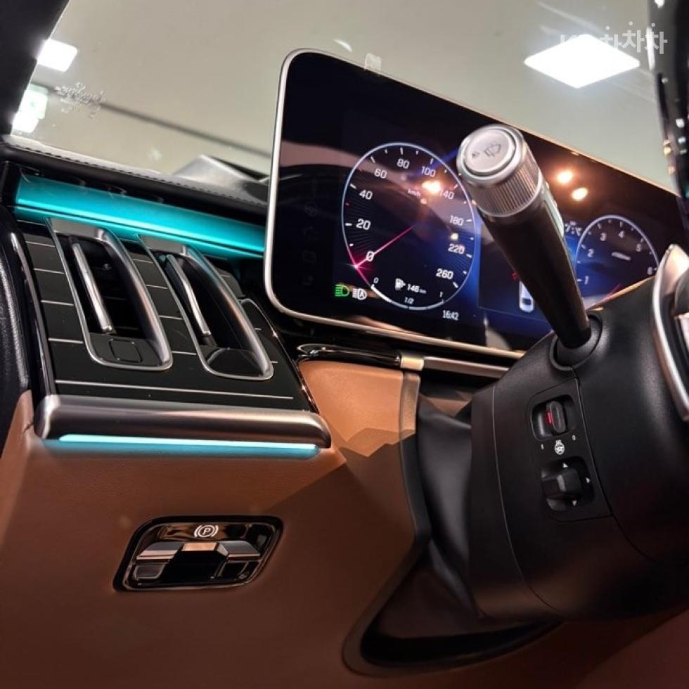 Mercedes-Benz S-klasse — miniaturë 7