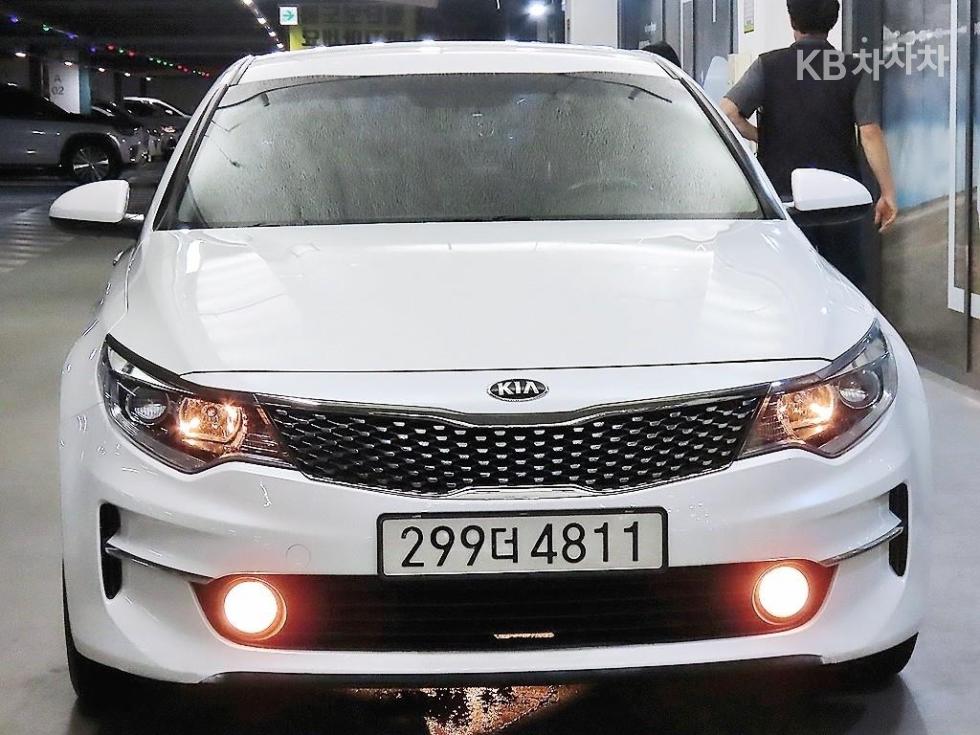 Kia K5 — miniaturë 2