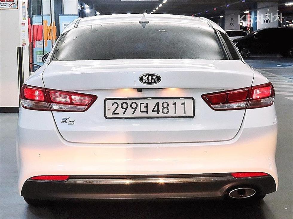 Kia K5 — miniaturë 5