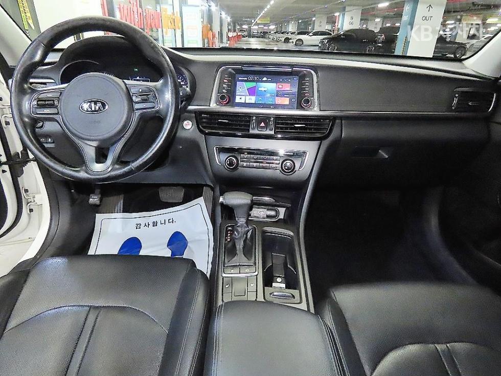Kia K5 — miniaturë 10