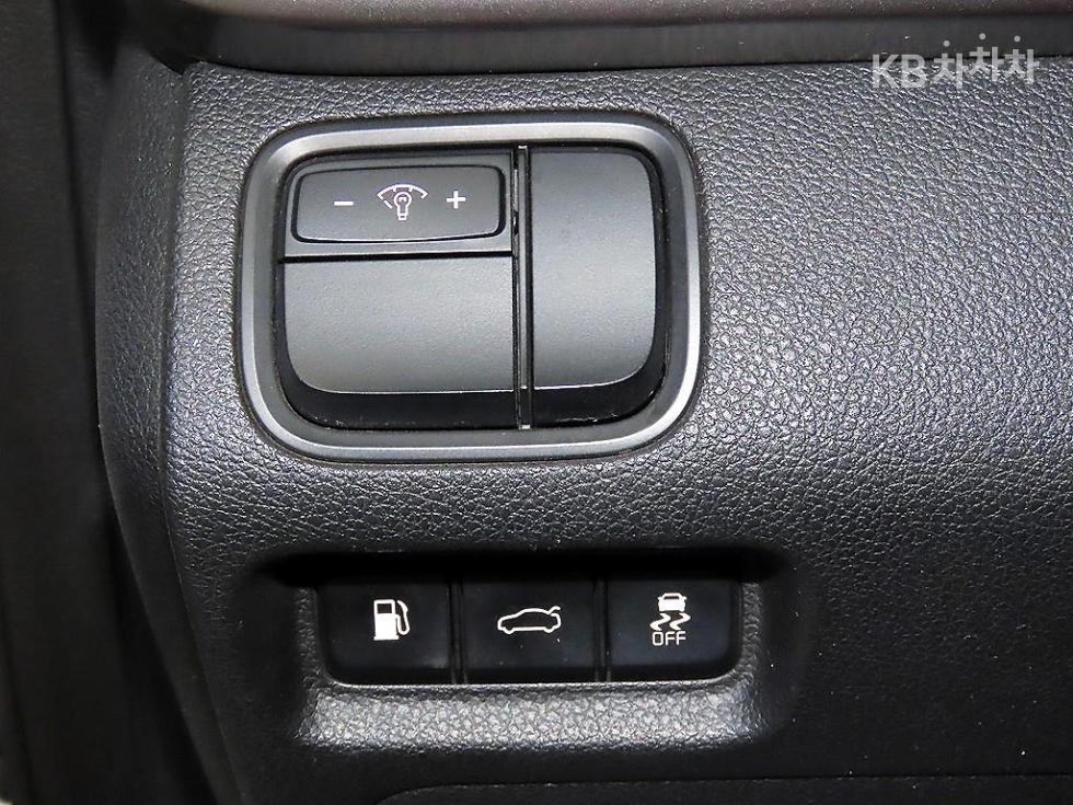 Kia K5 — miniaturë 14