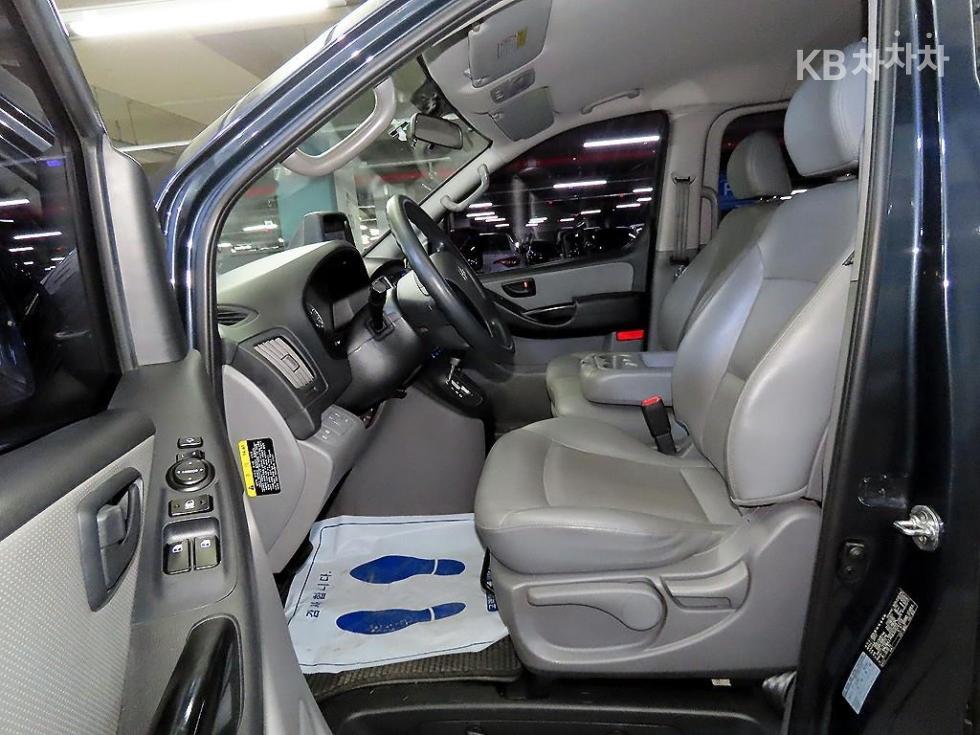 Hyundai Starex — miniaturë 6