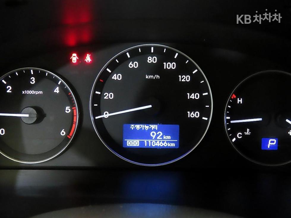 Hyundai Starex — miniaturë 9