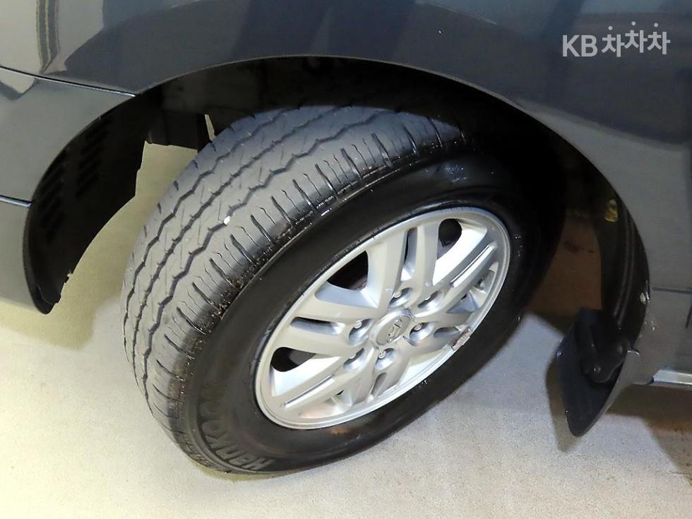 Hyundai Starex — miniaturë 19