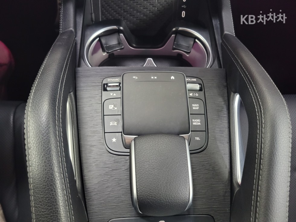 Mercedes-Benz GLE — miniaturë 17
