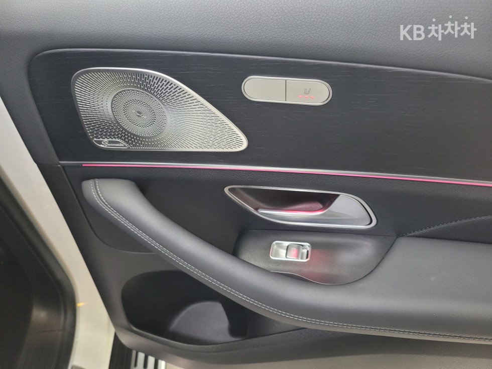 Mercedes-Benz GLE — miniaturë 26