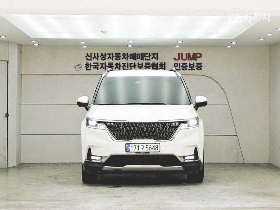 Kia Carnival — miniaturë 2