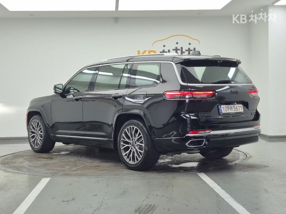 2024 Jeep (WL) photo