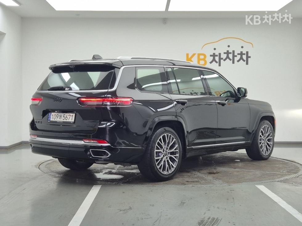 2024 Jeep (WL) photo