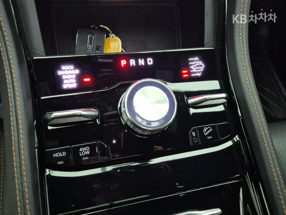 2024 Jeep (WL) photo
