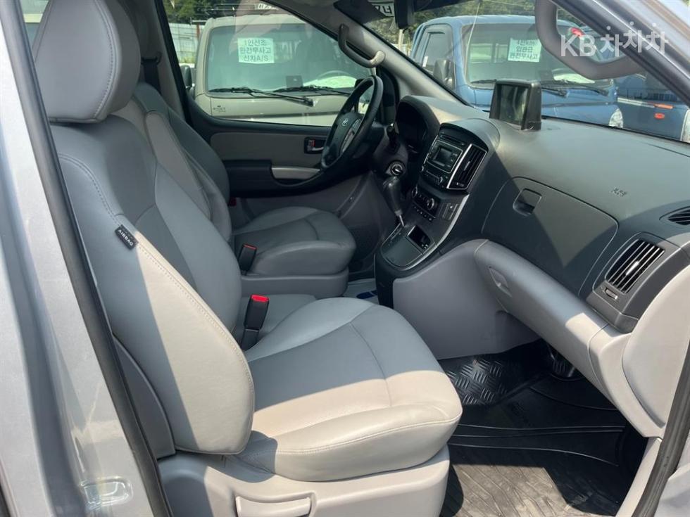Hyundai Starex — miniaturë 15