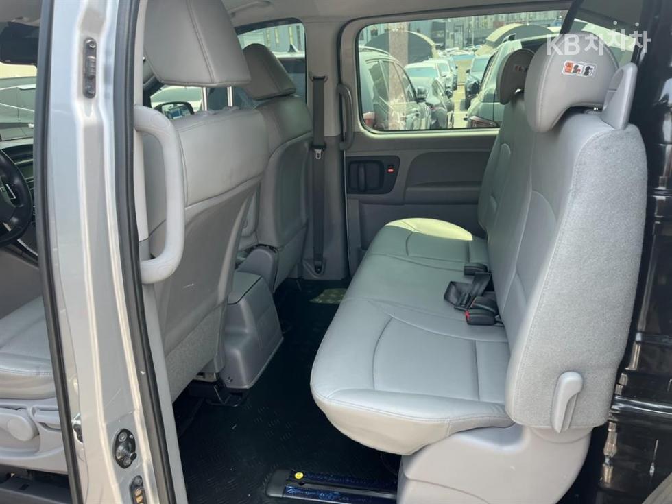 Hyundai Starex — miniaturë 16