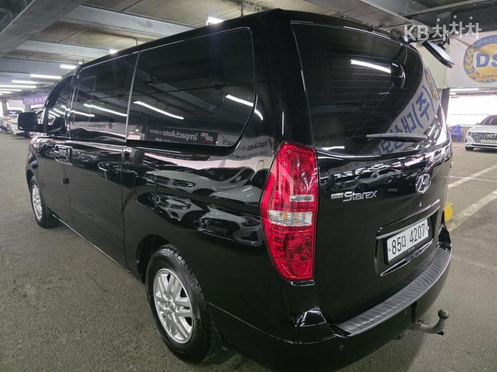 Hyundai Starex — miniaturë 4