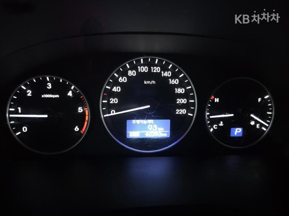 Hyundai Starex — miniaturë 7