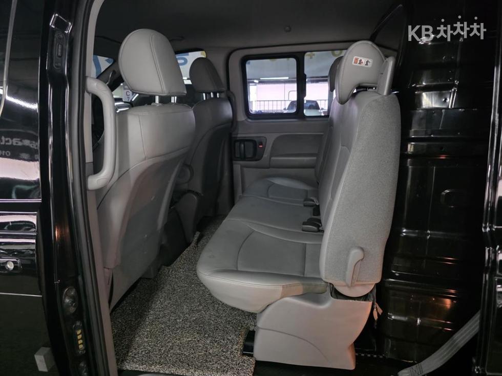 Hyundai Starex — miniaturë 11