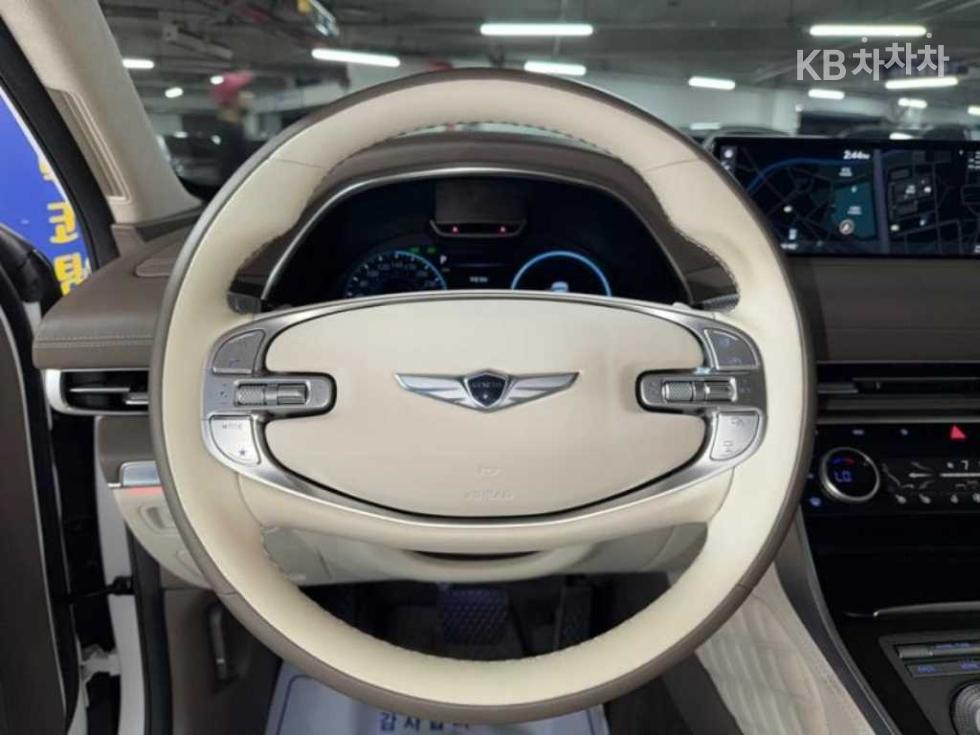 2022 Genesis GV80 photo