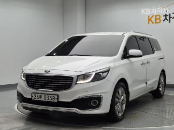 Kia Carnival 9인승 2.2 디젤 — foto 1