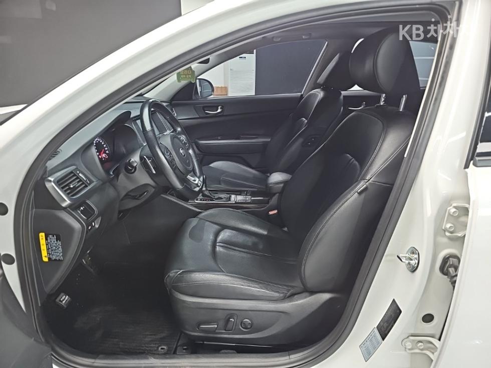 Kia K5 — miniaturë 11