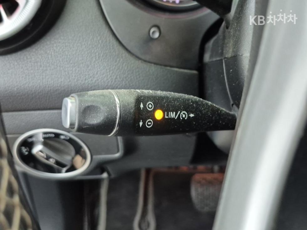 Mercedes-Benz CLA-klasse — miniaturë 16