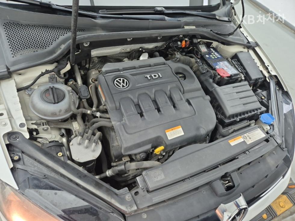 Volkswagen Golf — miniaturë 6