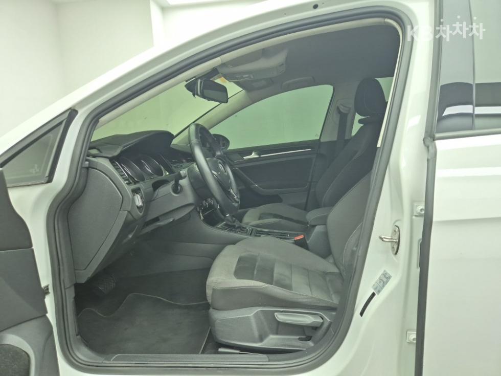 Volkswagen Golf — miniaturë 11