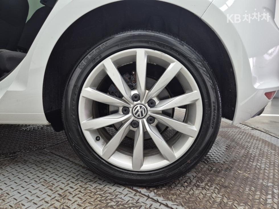 Volkswagen Golf — miniaturë 19
