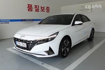 Hyundai Avante 렌터카 1.6 LPi — foto 1