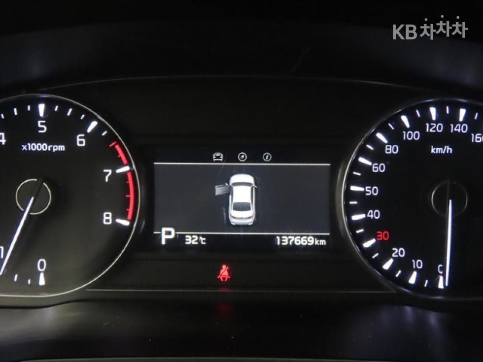 Kia K7 — miniaturë 8