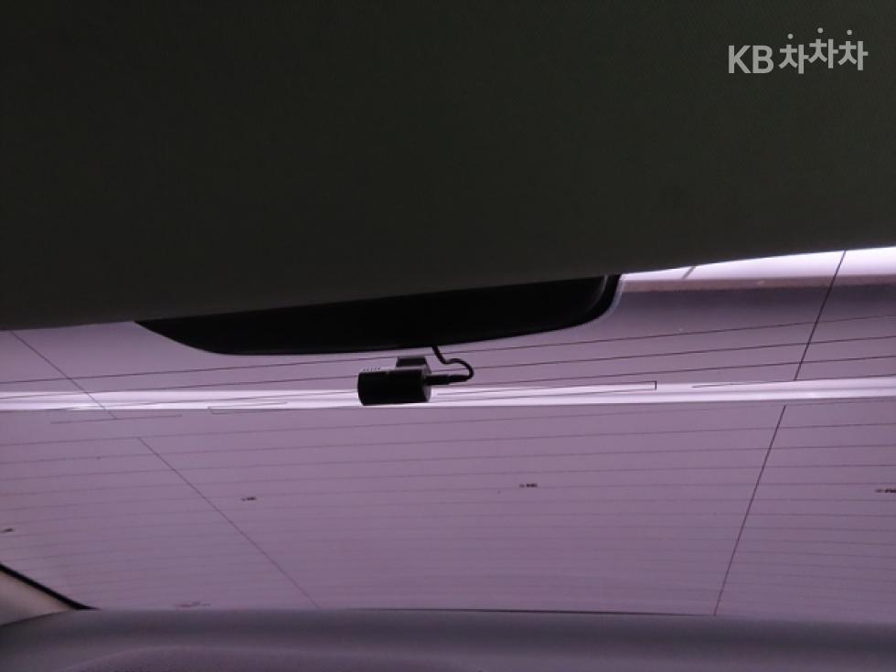 Kia K7 — miniaturë 13